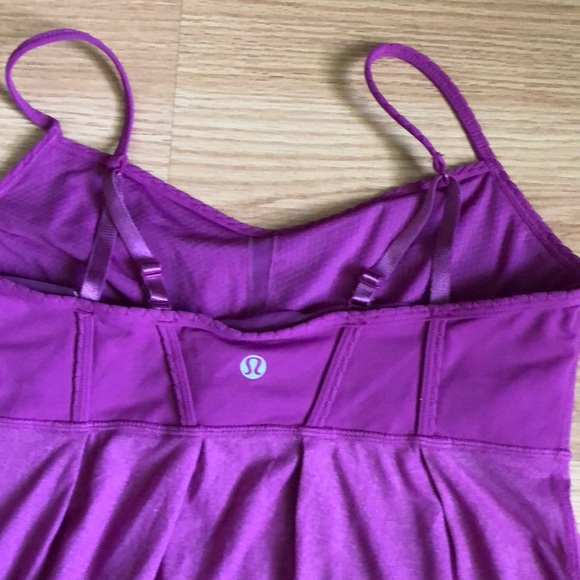 Lululemon Debut tank top in ultra violet , size 6 - Picture 8 of 12